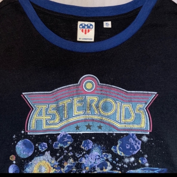 🎨ASTEROID retro Medium Junk Food crop top - Picture 6 of 7